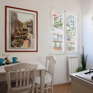Shanti 1 Apartment