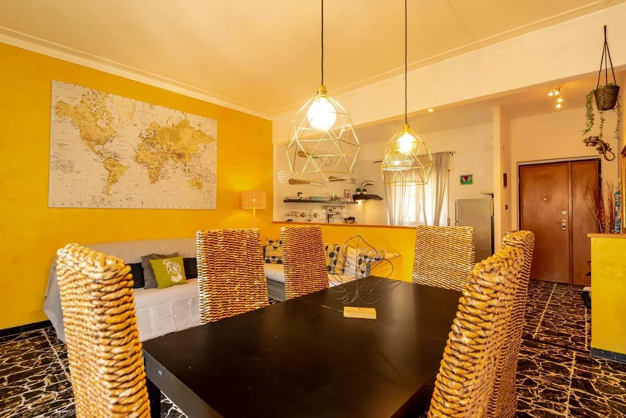 Cinque Terre d'Amare sea view big apartment for travel lovers Riomaggiore 0*,  Italia