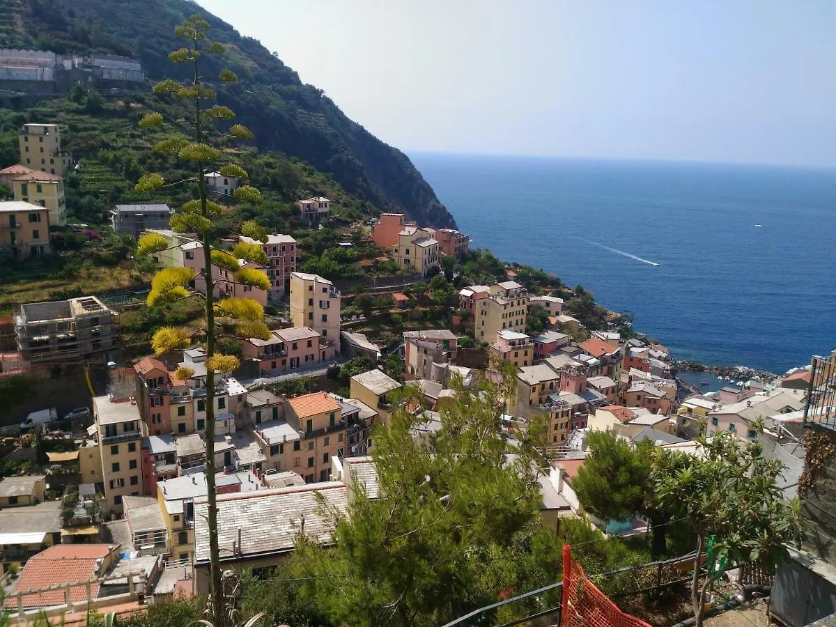 Cinque Terre d'Amare sea view big apartment for travel lovers Riomaggiore